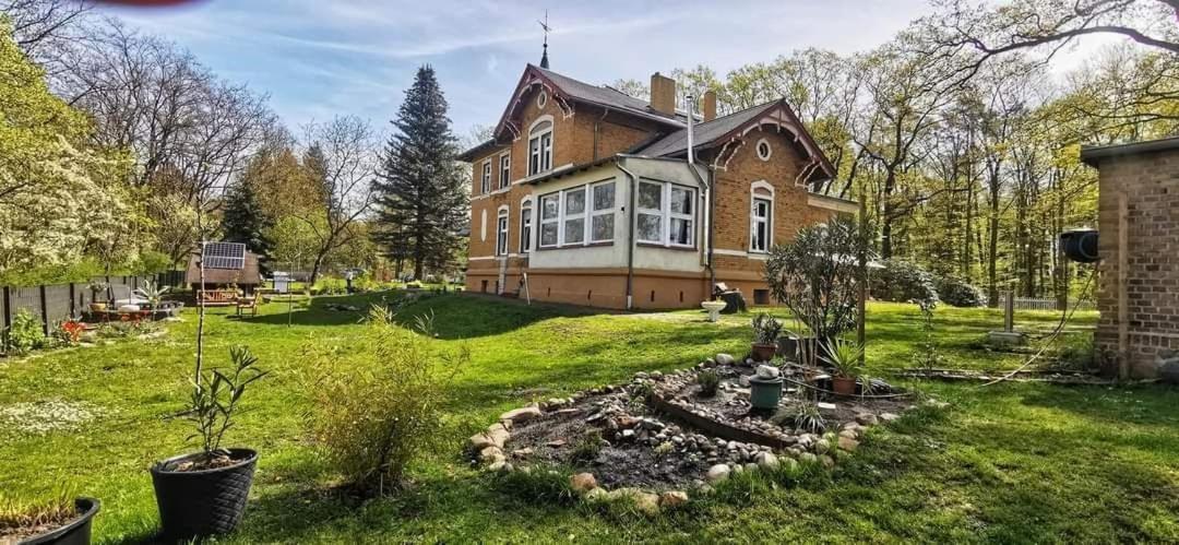 Familyandbike Villa Neupetershain Bagian luar foto